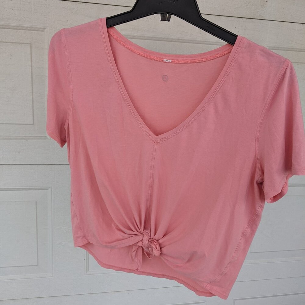 Lululemon Knot Gonna Fly Tee - Picture 2 of 4